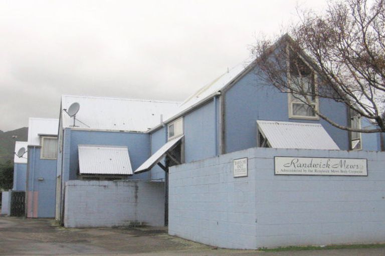 Photo of property in 17/118-122 Randwick Road, Moera, Lower Hutt, 5010