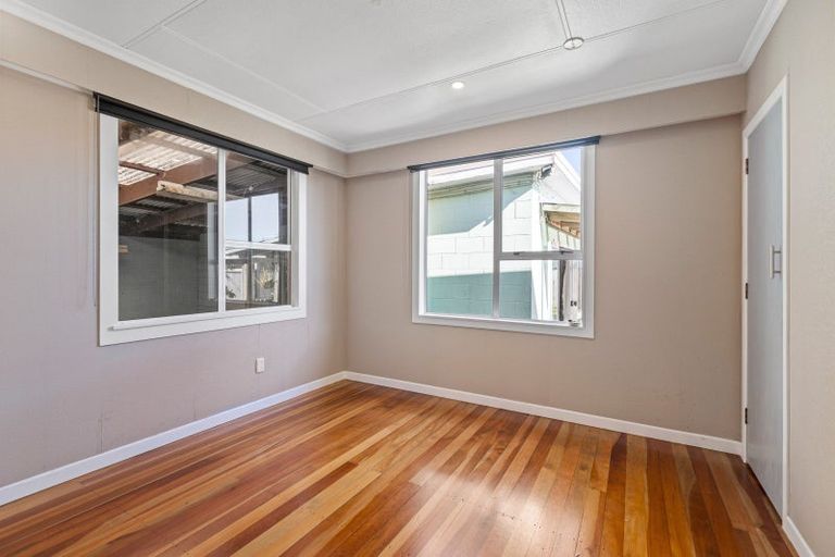 Photo of property in 53 Blake Street, Waitara, 4320