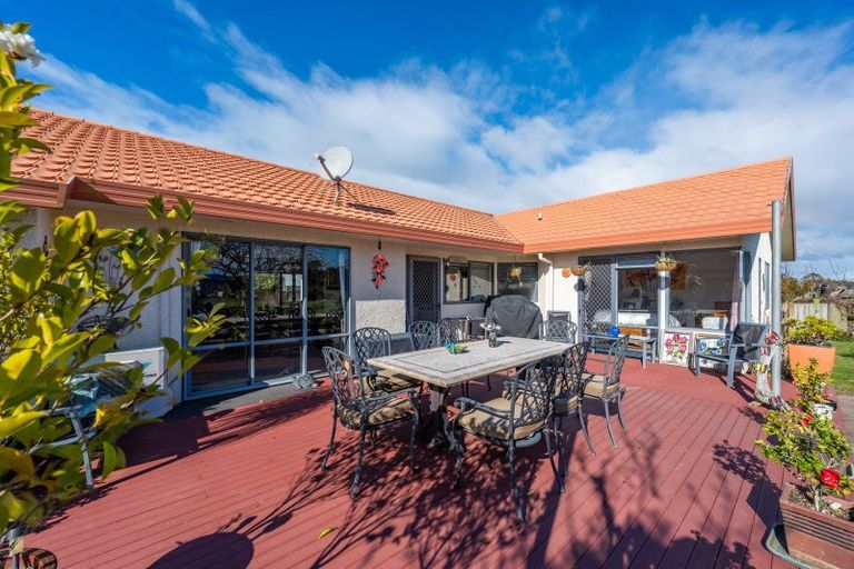 Photo of property in 527c Main North Road, Bay View, Napier, 4104