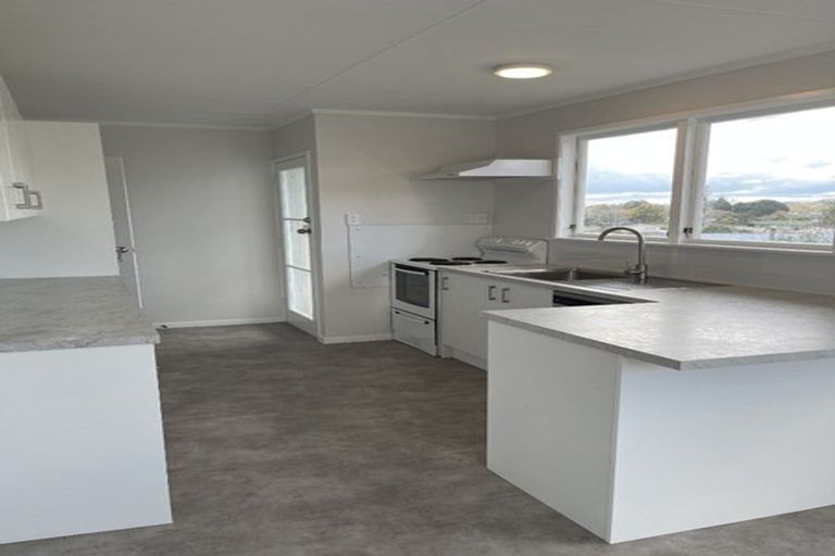 Photo of property in 58 Pohutukawa Drive, Pukete, Hamilton, 3200