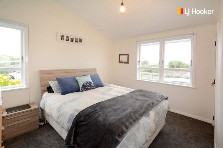 Photo of property in 24 Lock Street, Saint Clair, Dunedin, 9012