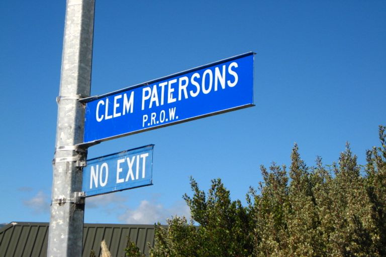 Photo of property in 4 Clem Paterson Lane, Governors Bay, Lyttelton, 8971