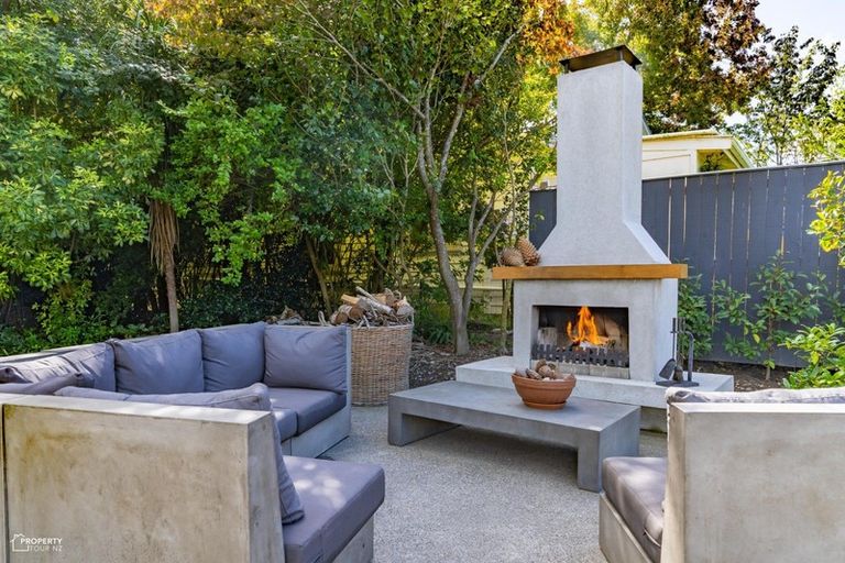 Photo of property in 19 Kempton Street, Greytown, 5712