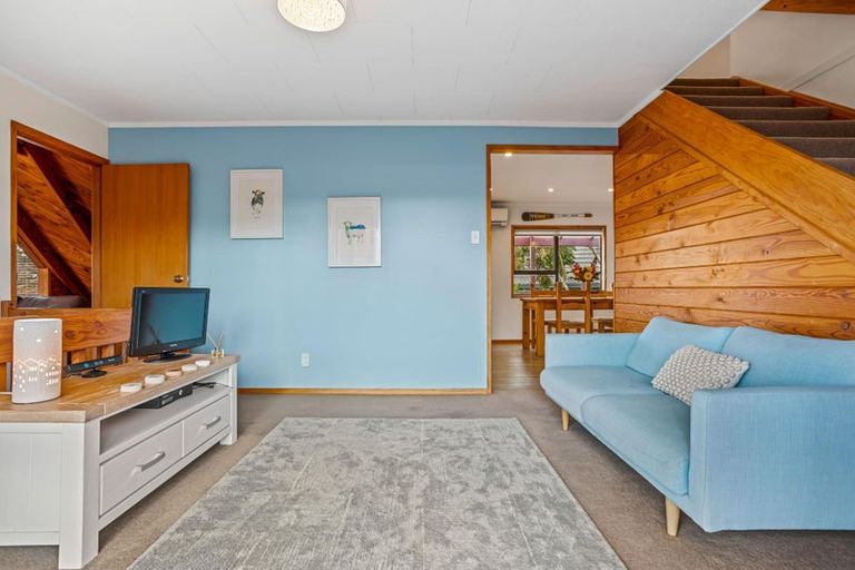 Photo of property in 64 Granville Drive, Massey, Auckland, 0614