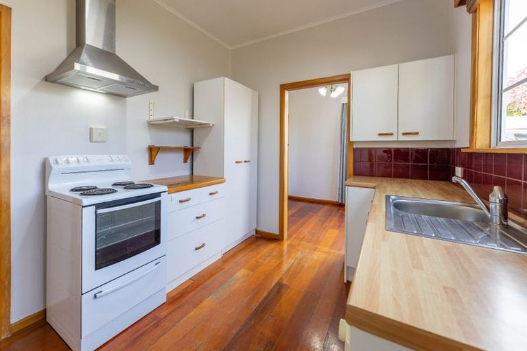Photo of property in 15 Kauri Street, Roslyn, Palmerston North, 4414