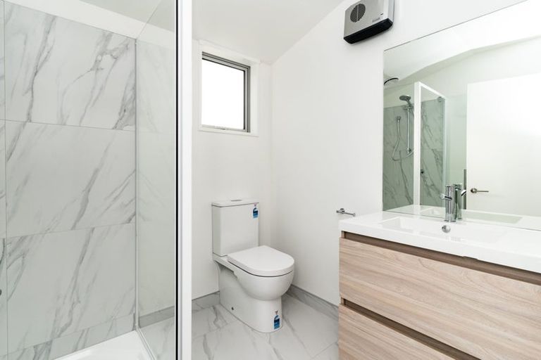 Photo of property in 9/51 Hills Road, Edgeware, Christchurch, 8013