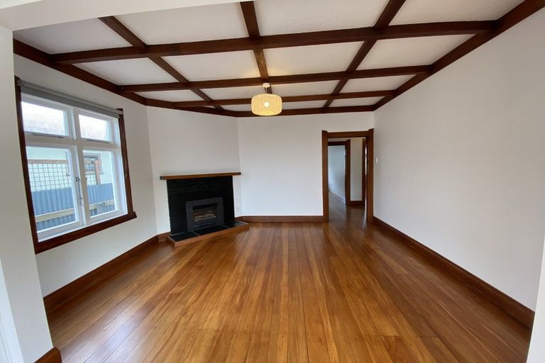 Photo of property in 1 Roach Street, Marewa, Napier, 4110