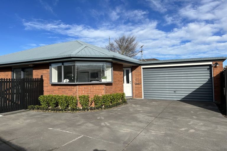 Photo of property in 14 Innisfree Place, Northwood, Christchurch, 8051