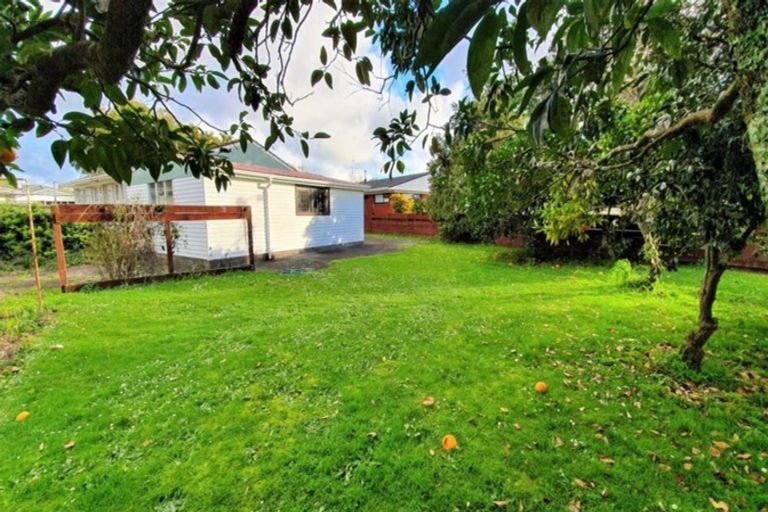 Photo of property in 15 Taonui Street, Rosehill, Papakura, 2113