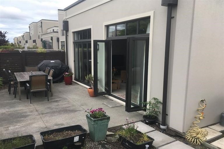 Photo of property in 34 Country Club Terrace, Northwood, Christchurch, 8051