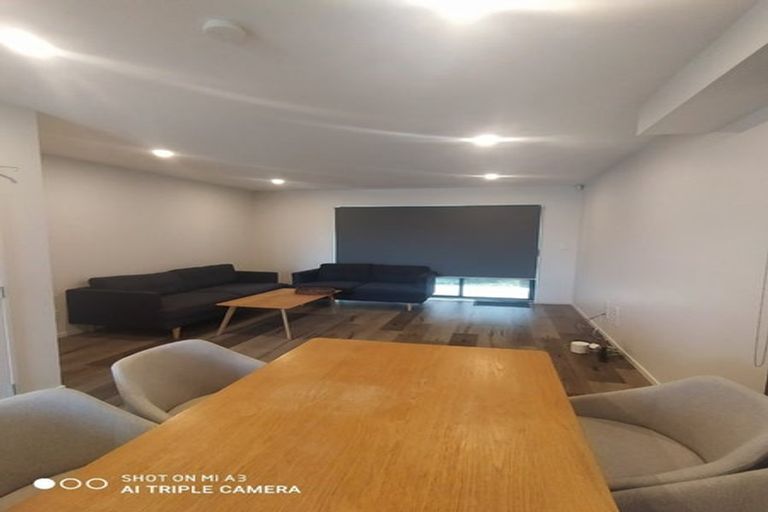 Photo of property in 2/41 Routley Drive, Glen Eden, Auckland, 0602