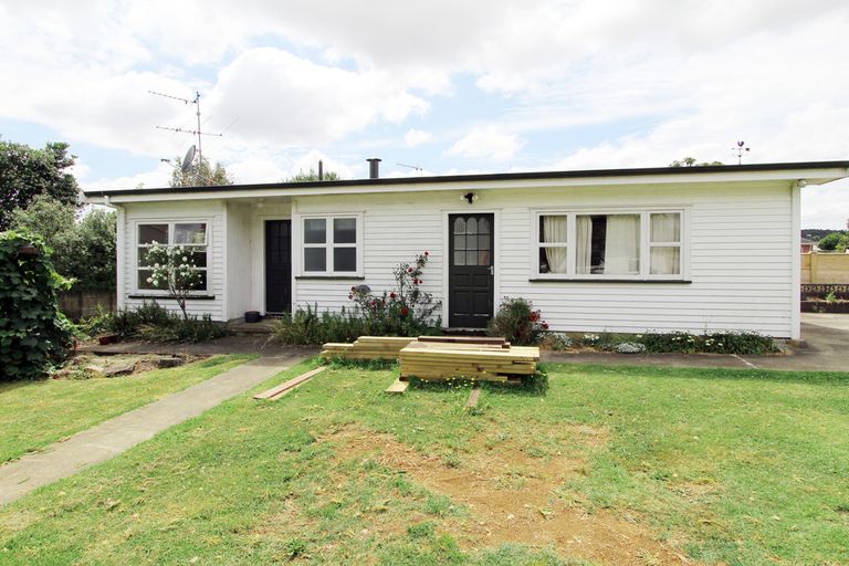 Photo of property in 2a Hamilton Place, Pukekohe, 2120