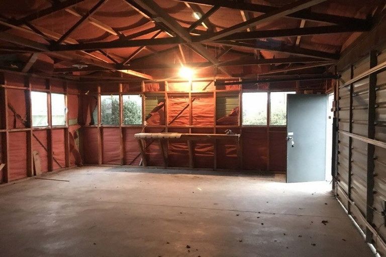 Photo of property in 16 Gretna Street, Heidelberg, Invercargill, 9812