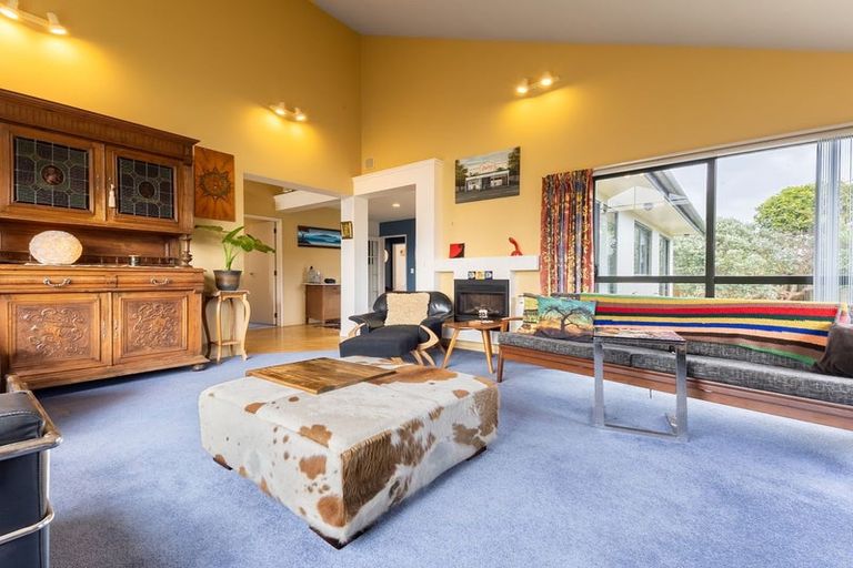 Photo of property in 21 Kanawa Street, Waikanae, 5036