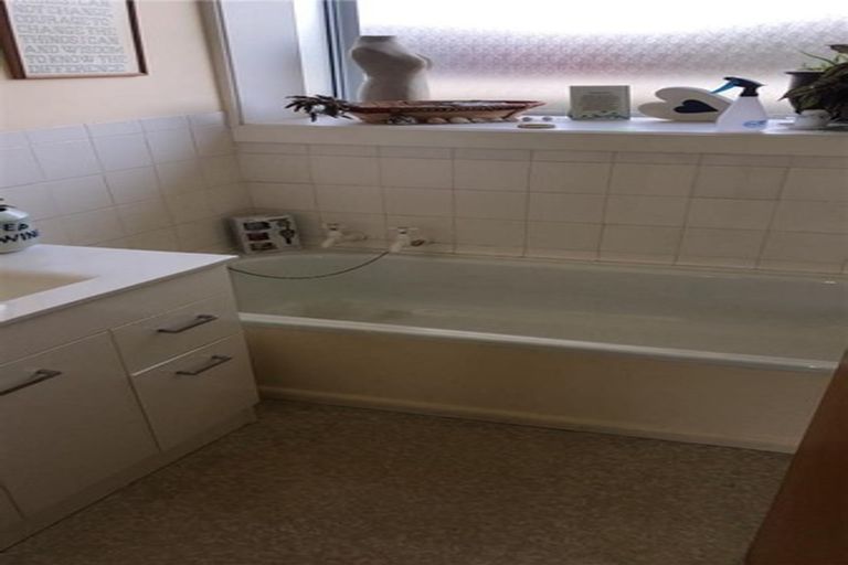 Photo of property in 65 Neill Street, Hornby, Christchurch, 8042