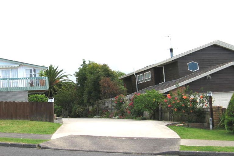 Photo of property in 2/76 Deep Creek Road, Torbay, Auckland, 0630