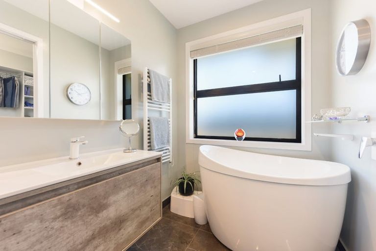 Photo of property in 87 Iwa Street, Mapua, 7005