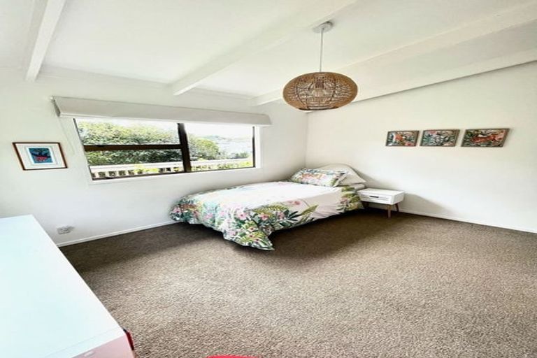 Photo of property in 54 Gledstane Road, Stanmore Bay, Whangaparaoa, 0932