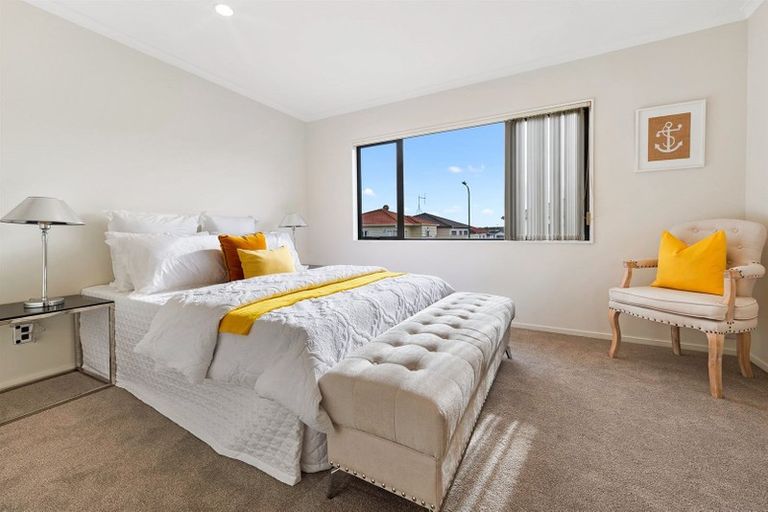Photo of property in 3 Magnolia Place, Flat Bush, Auckland, 2016