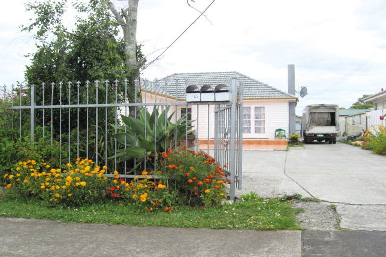 Photo of property in 10 Thomas Road, Mangere, Auckland, 2022