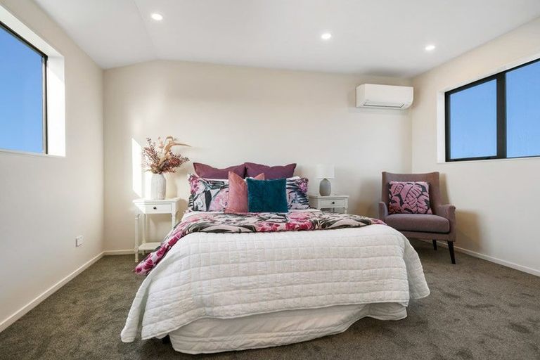 Photo of property in 41 Baumea Rise, Massey, Auckland, 0614