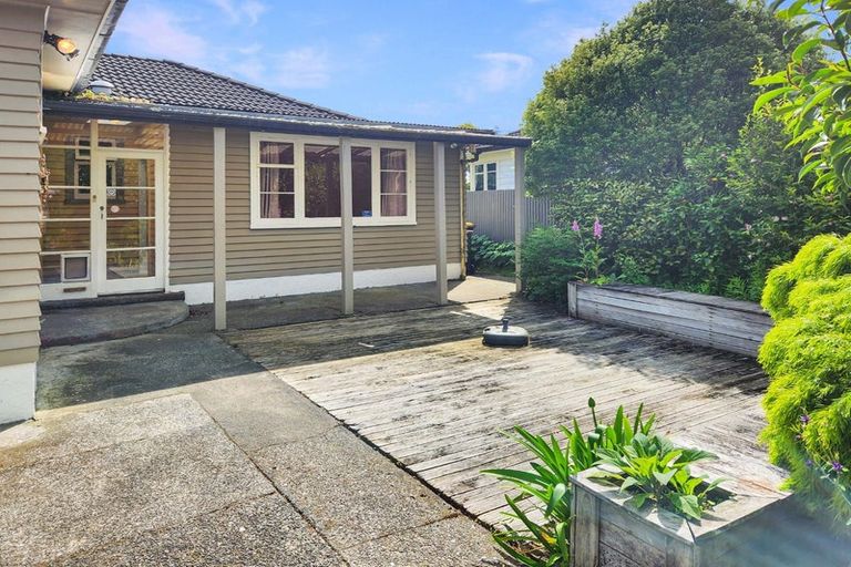 Photo of property in 21 Gibbs Crescent, Wainuiomata, Lower Hutt, 5014