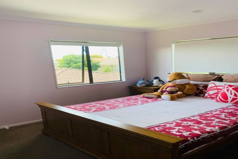 Photo of property in 16 Carrick Glen Avenue, Flat Bush, Auckland, 2019