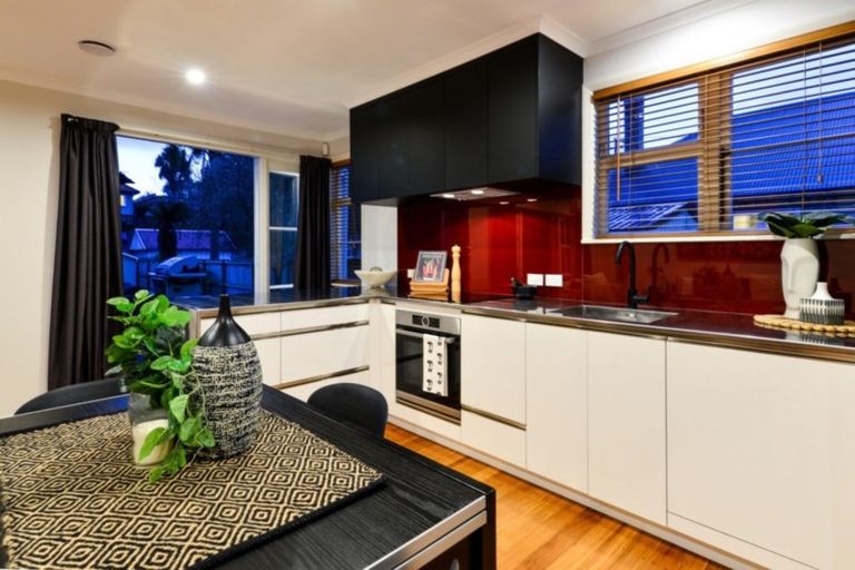 Photo of property in 3 Newall Street, Hamilton East, Hamilton, 3216