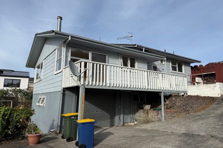 Photo of property in 45 Juniper Road, Sunnynook, Auckland, 0620