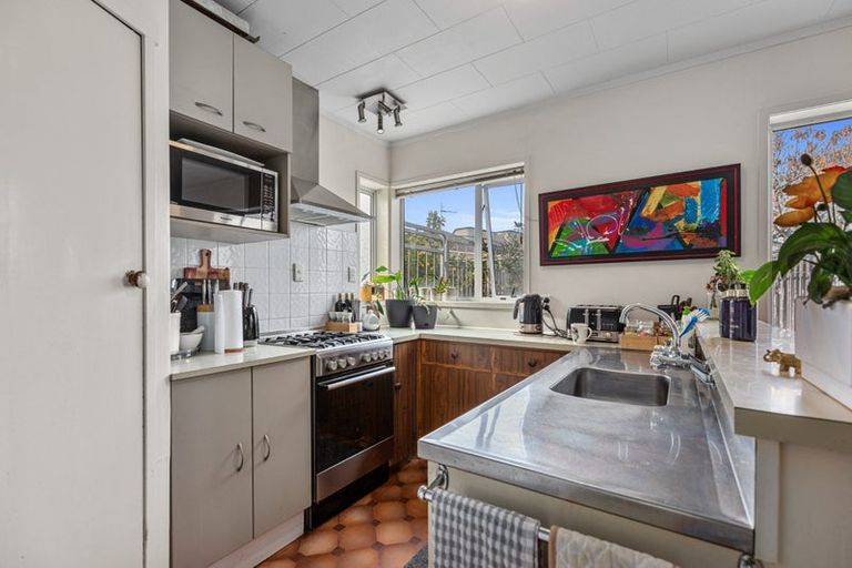 Photo of property in 357 Maunganui Road, Mount Maunganui, 3116