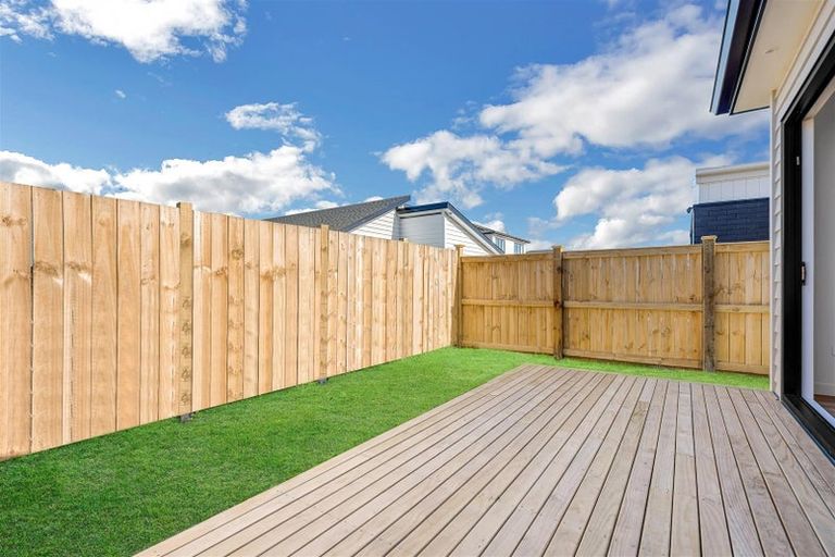 Photo of property in 34b Hari Road, Karaka, 2113