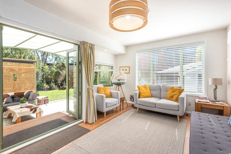 Photo of property in 81 Edward Avenue, Edgeware, Christchurch, 8013