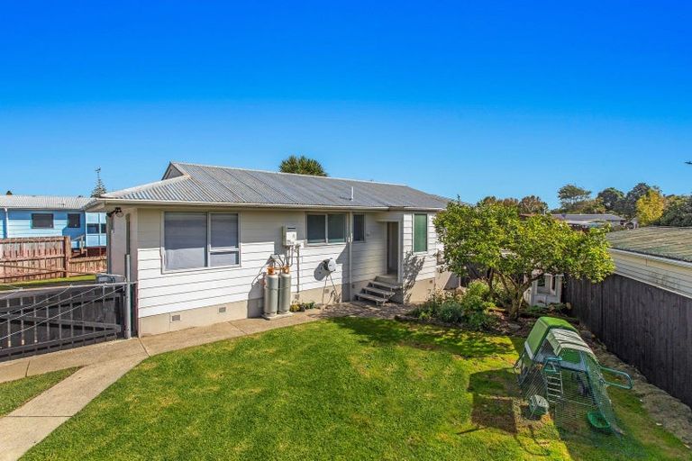 Photo of property in 9 Farnworth Crescent, Whakatane, 3120