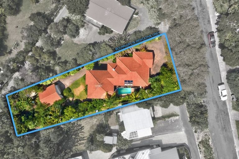 Photo of property in 53 Duncansby Road, Stanmore Bay, Whangaparaoa, 0932