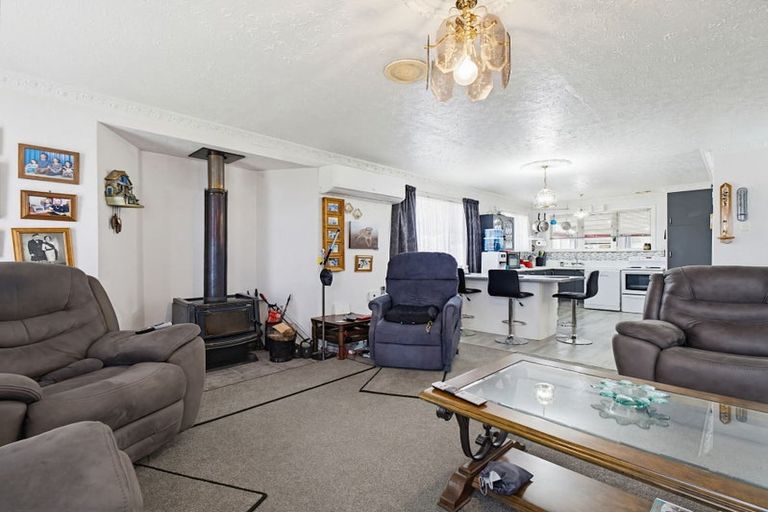 Photo of property in 26 East Road, Shannon, 4821