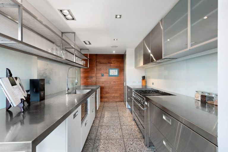Photo of property in 42a Man Street, Queenstown, 9300