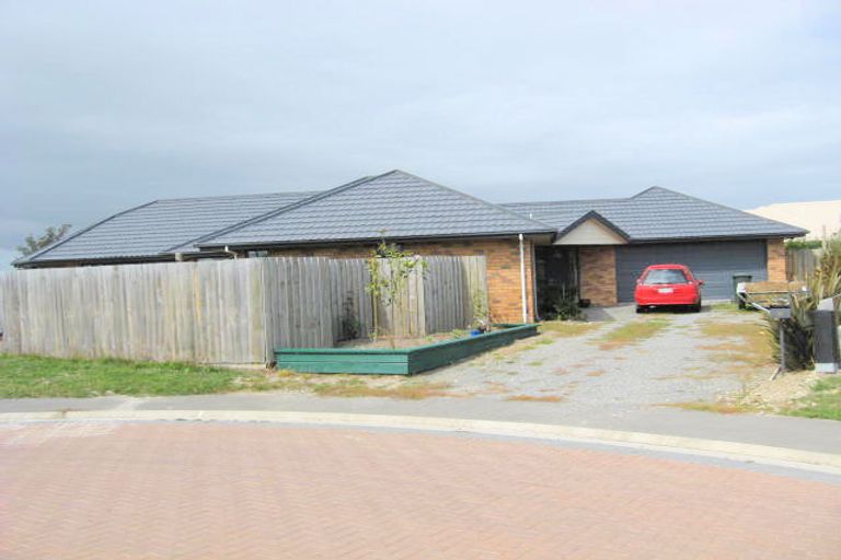 Photo of property in 14 Matisse Close, Rolleston, 7614