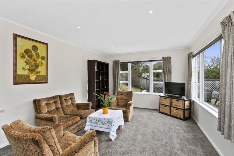 Photo of property in 1 Rangoon Street, Khandallah, Wellington, 6035