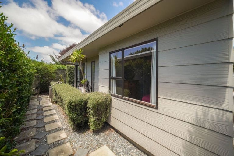 Photo of property in 16 Palm Avenue, Stoke, Nelson, 7011