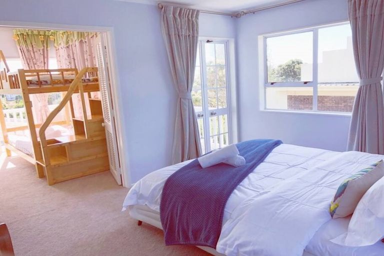 Photo of property in 30 Beulah Avenue, Rothesay Bay, Auckland, 0630