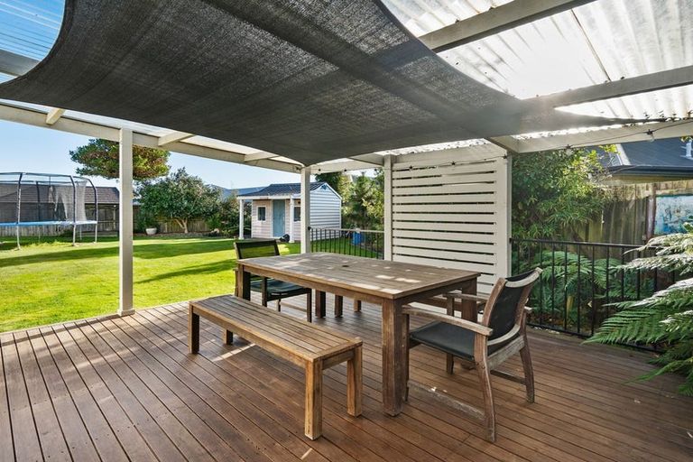 Photo of property in 14 Van Dieman Close, Templeton, Christchurch, 8042