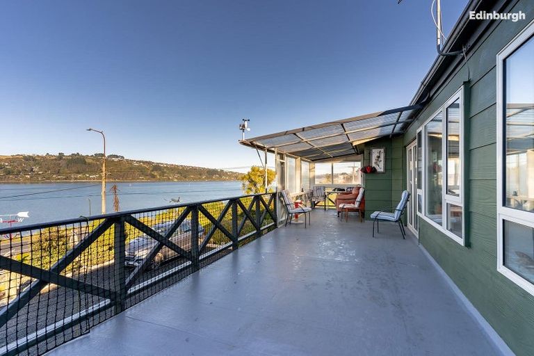 Photo of property in 241 Ravensbourne Road, Ravensbourne, Dunedin, 9022