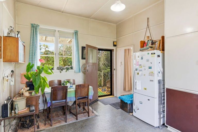 Photo of property in 75 Liverpool Street, Levin, 5510