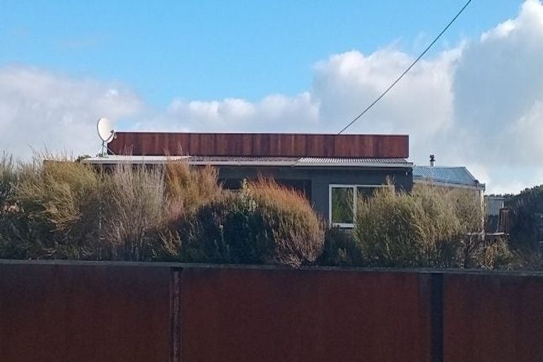 Photo of property in 1927 Parewanui Road, Parewanui, Bulls, 4894