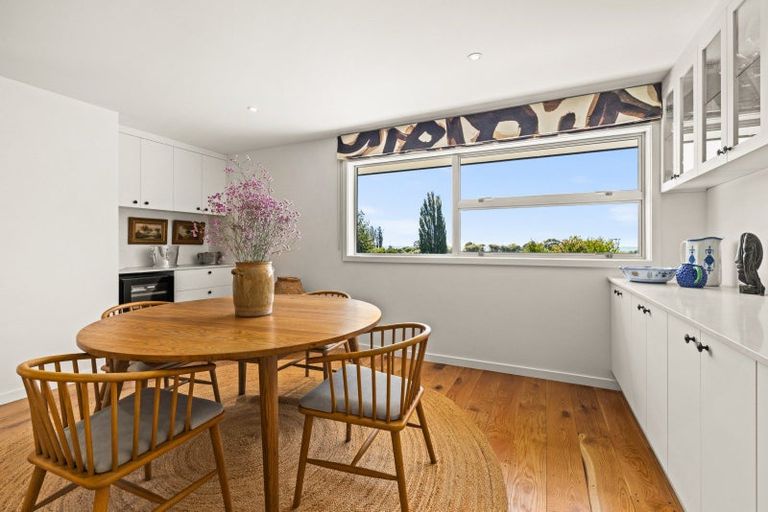 Photo of property in 10 Charlton Road, Te Awanga, 4102