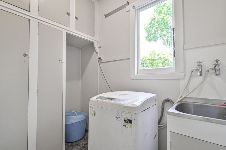 Photo of property in 102a Maddison Street, Akina, Hastings, 4122