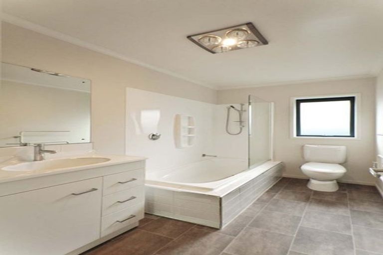 Photo of property in 10 Tosland Street, Wigram, Christchurch, 8042