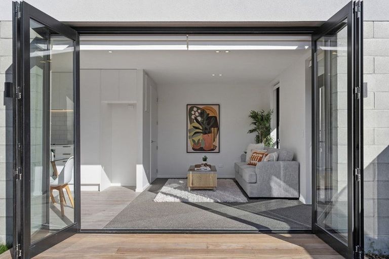 Photo of property in 1/11 Hinemoa Street, Spreydon, Christchurch, 8024