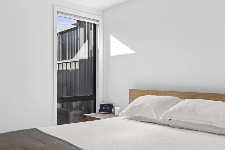 Photo of property in 32 Burbank Road, Wanaka, 9382