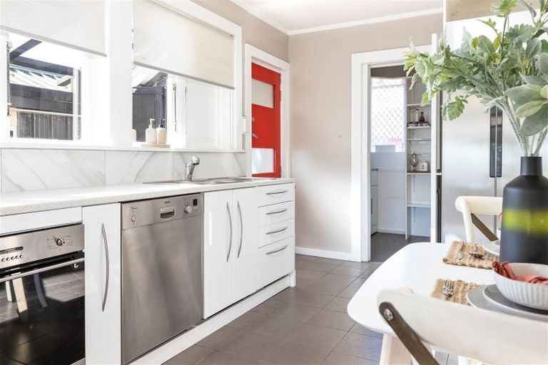 Photo of property in 70 Stephenson Street, Blenheim, 7201